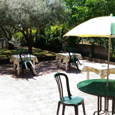 Bed & Breakfast Etna Travellers 2*